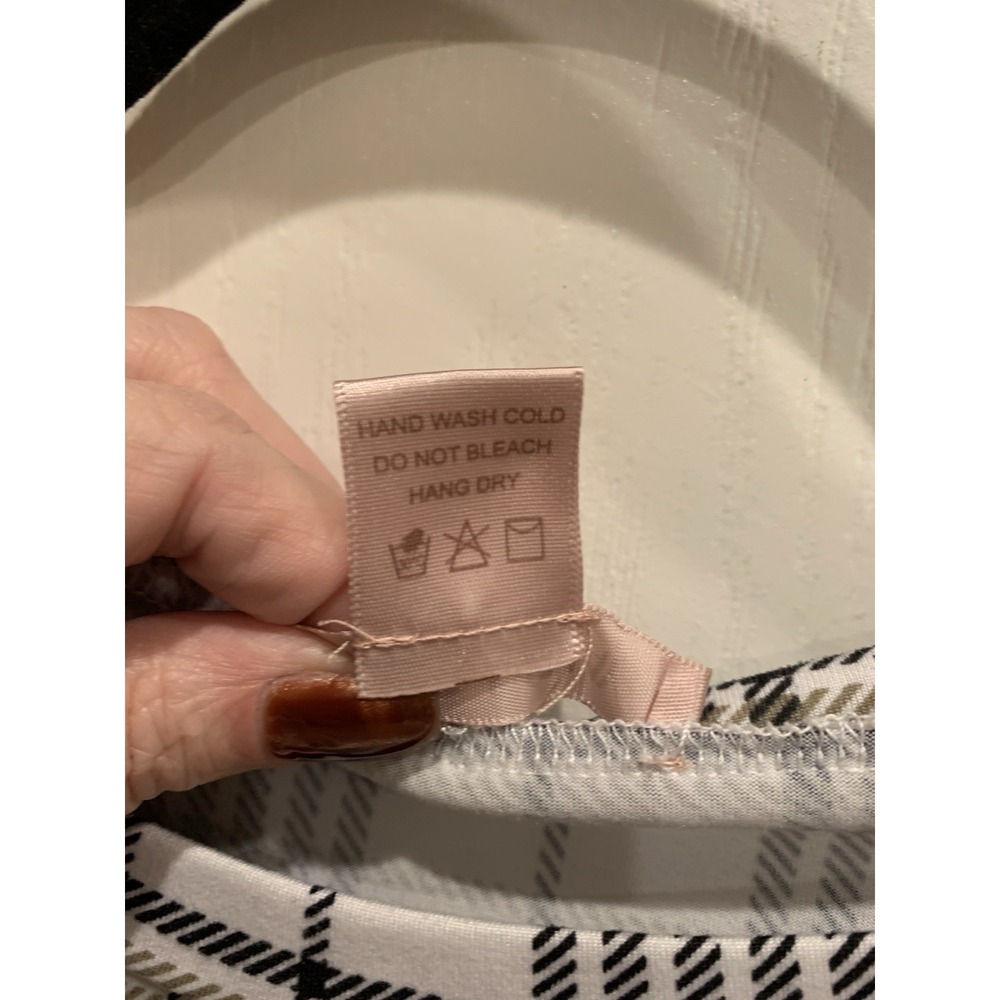 Coco & Shay Striped Short Sleeve Top Checkered Brown & Cream Gold Buttons Sz 1X - Picture 3 of 3
